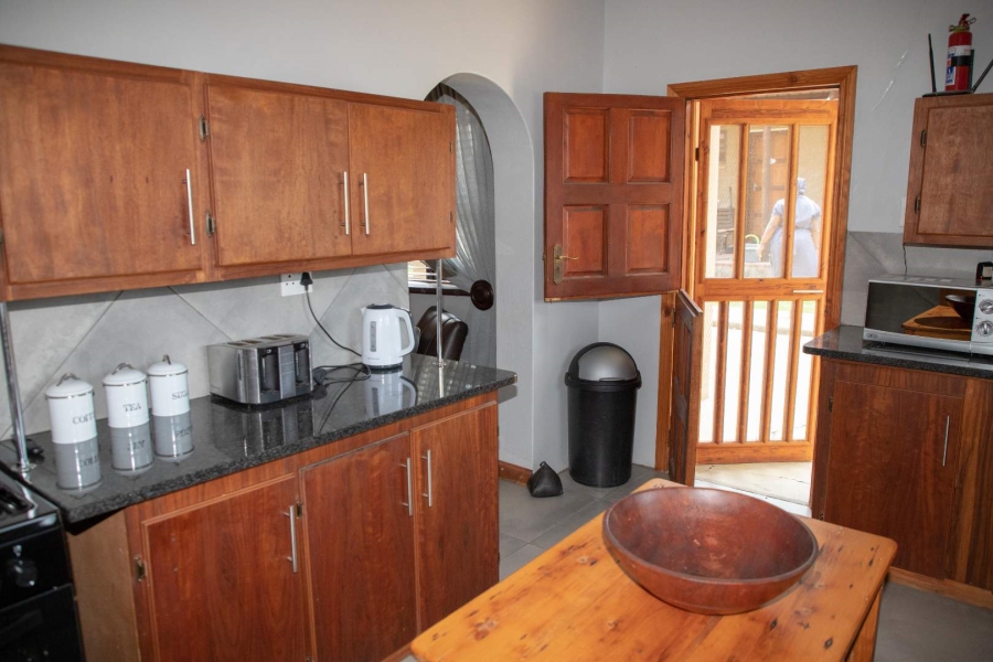 18 Bedroom Property for Sale in Heilbron Free State
